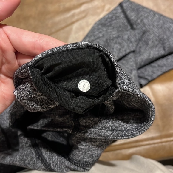 Lululemon Heather Grey Full Length Leggings - Picture 6 of 6